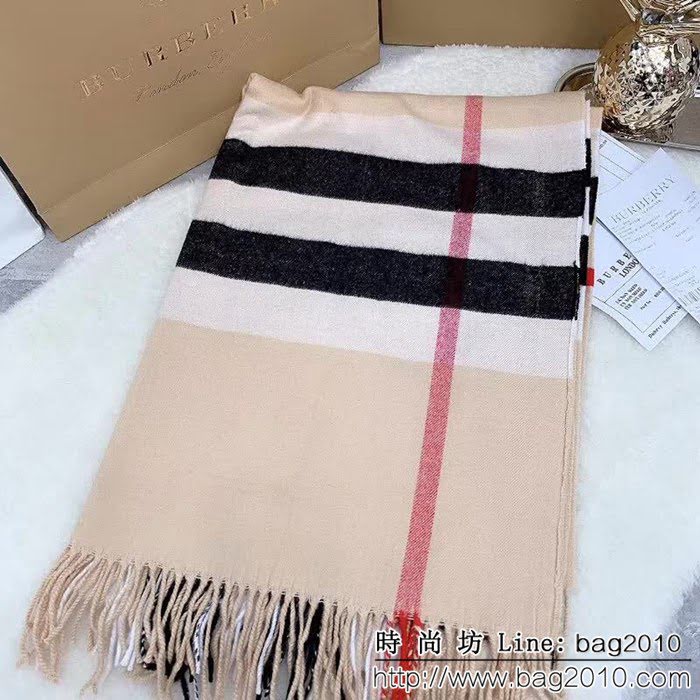 BURBERRY巴寶莉 2018最新 經典格子雙面水貂絨圍巾 LLWJ6825